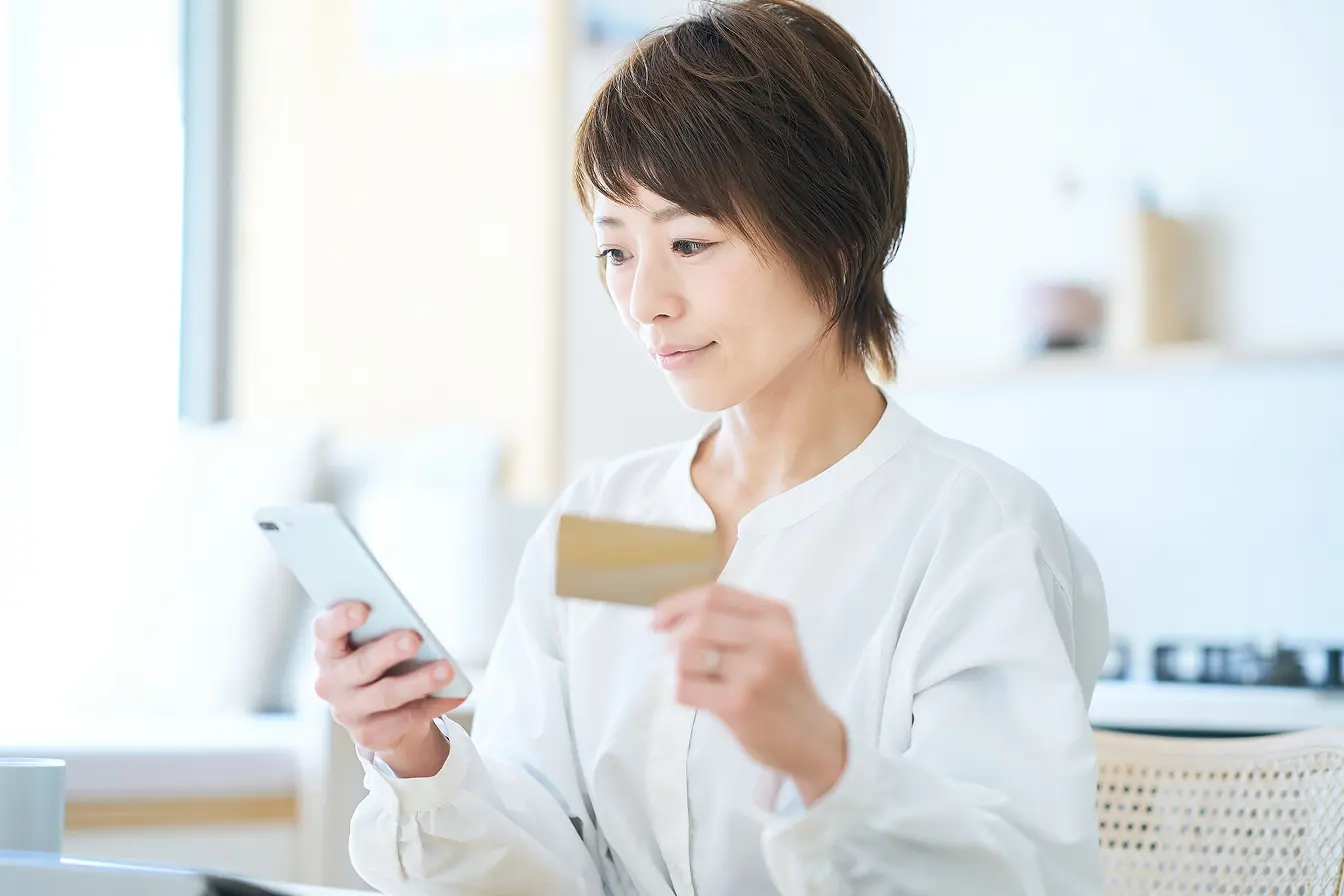 車の費用は「カードローン」でも支払い可能！カードローンの仕組み