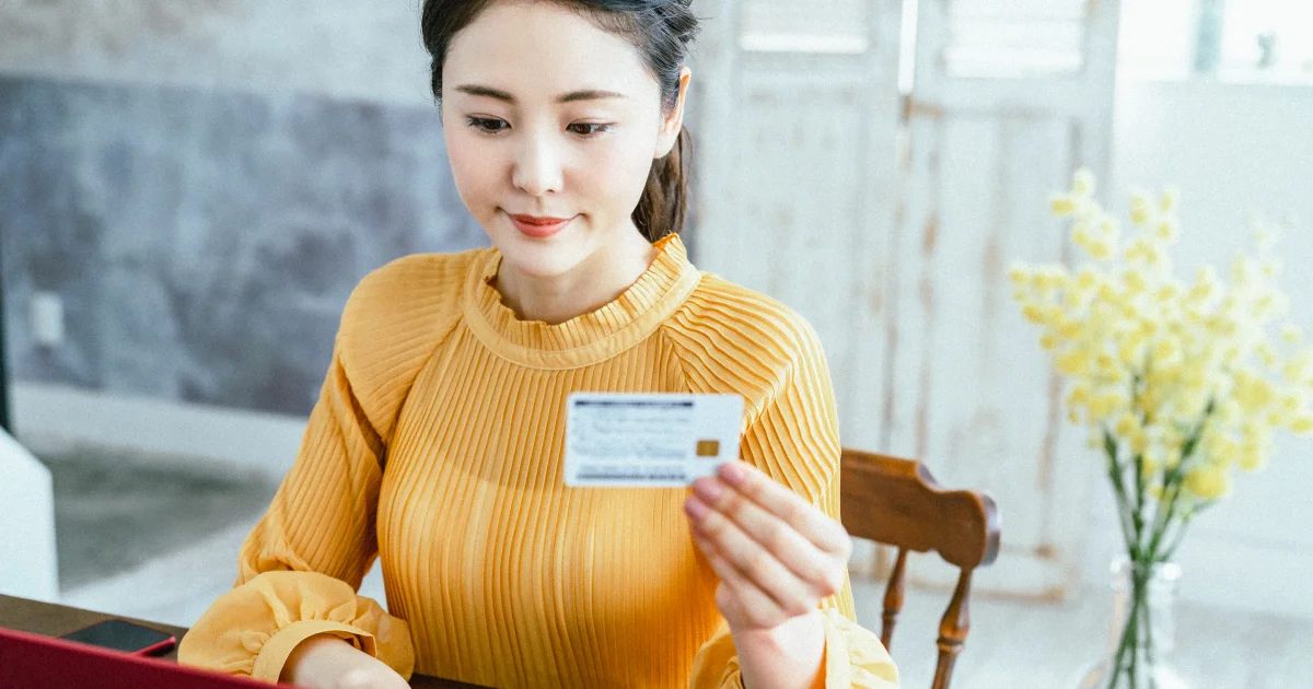 カードローンの「金利」とは