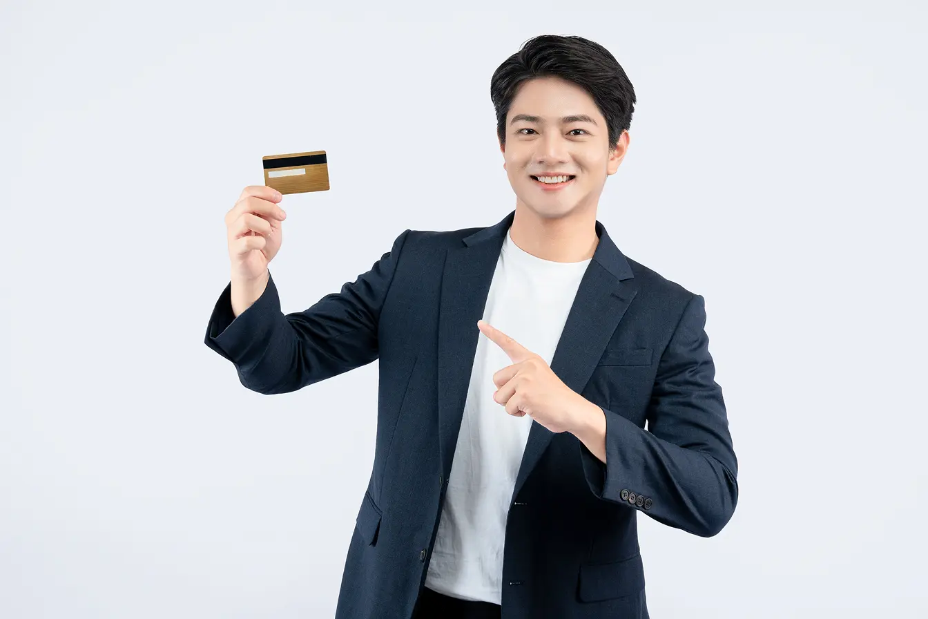 カードローンは「自分のタイミングで使いたいときに借入れできるローン」